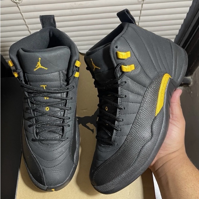 Jordan Men's Black And Yellow Sneakers